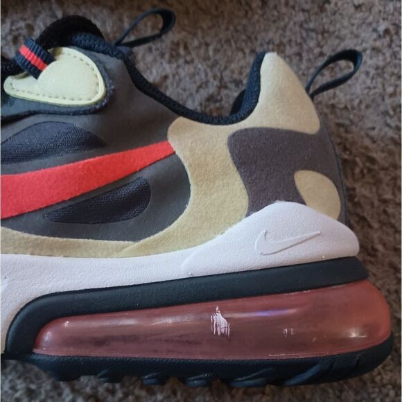 Nike Air Max 270 React Sneakers Grade School Size 5Y, BQ0103-015 PRE-OWNED - Picture 2 of 7